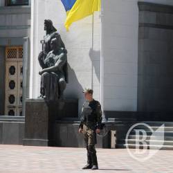 Блиск і жебрацтво чернігівських нардепів. ІНФОГРАФІКА